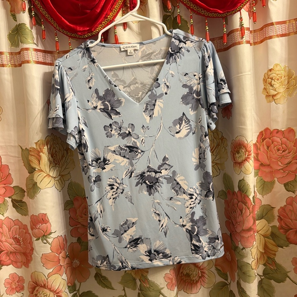 Calvin Klein Women's Light Blue Floral Blouse